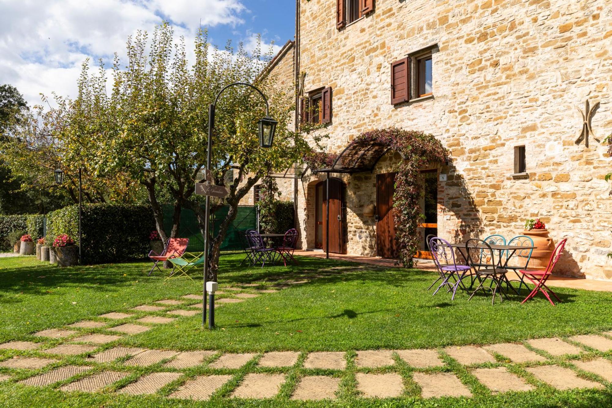 Agriturismo I Gelsi Di Santa Cristina กุบบีโอ ภายนอก รูปภาพ