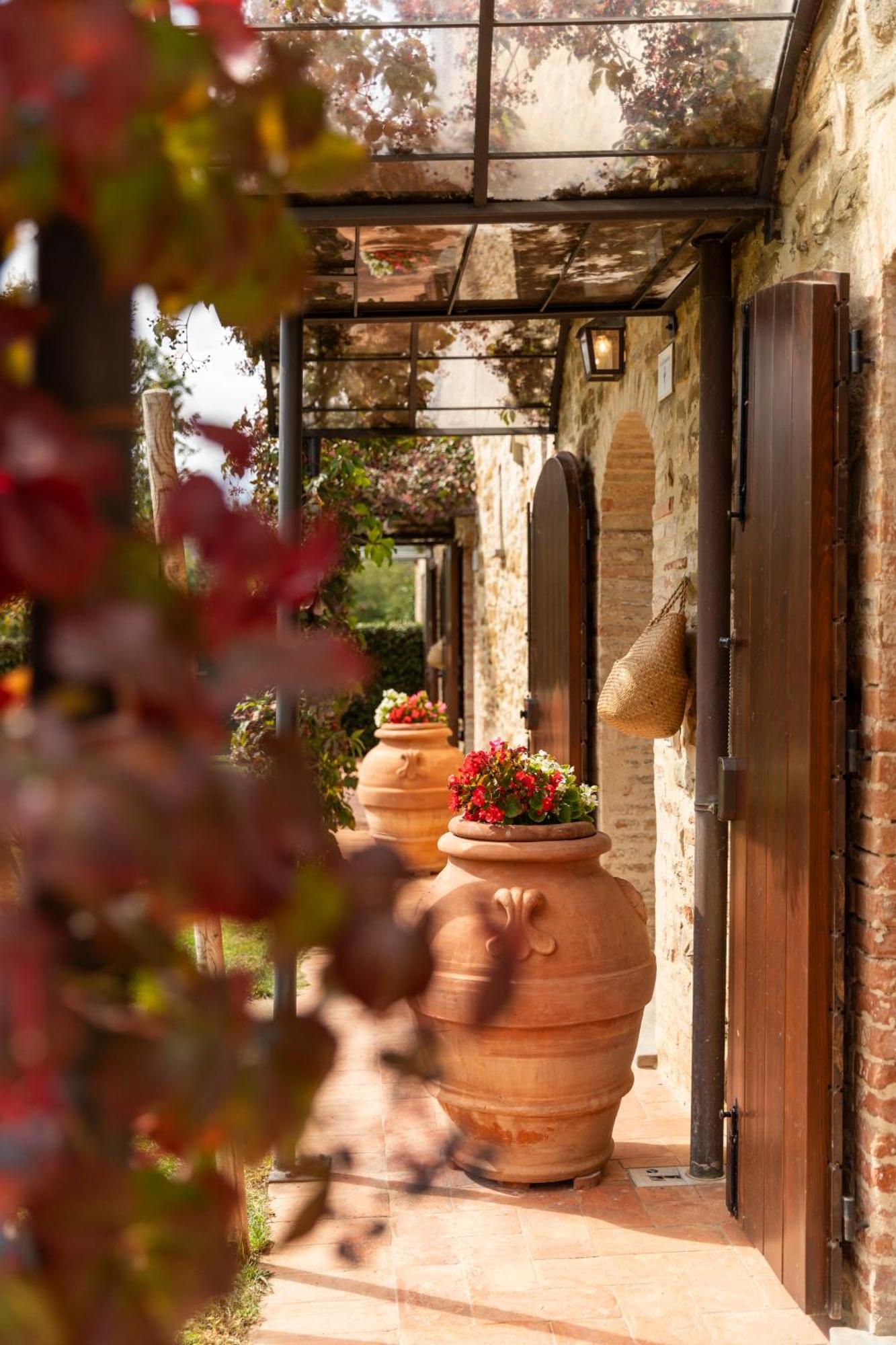 Agriturismo I Gelsi Di Santa Cristina กุบบีโอ ภายนอก รูปภาพ