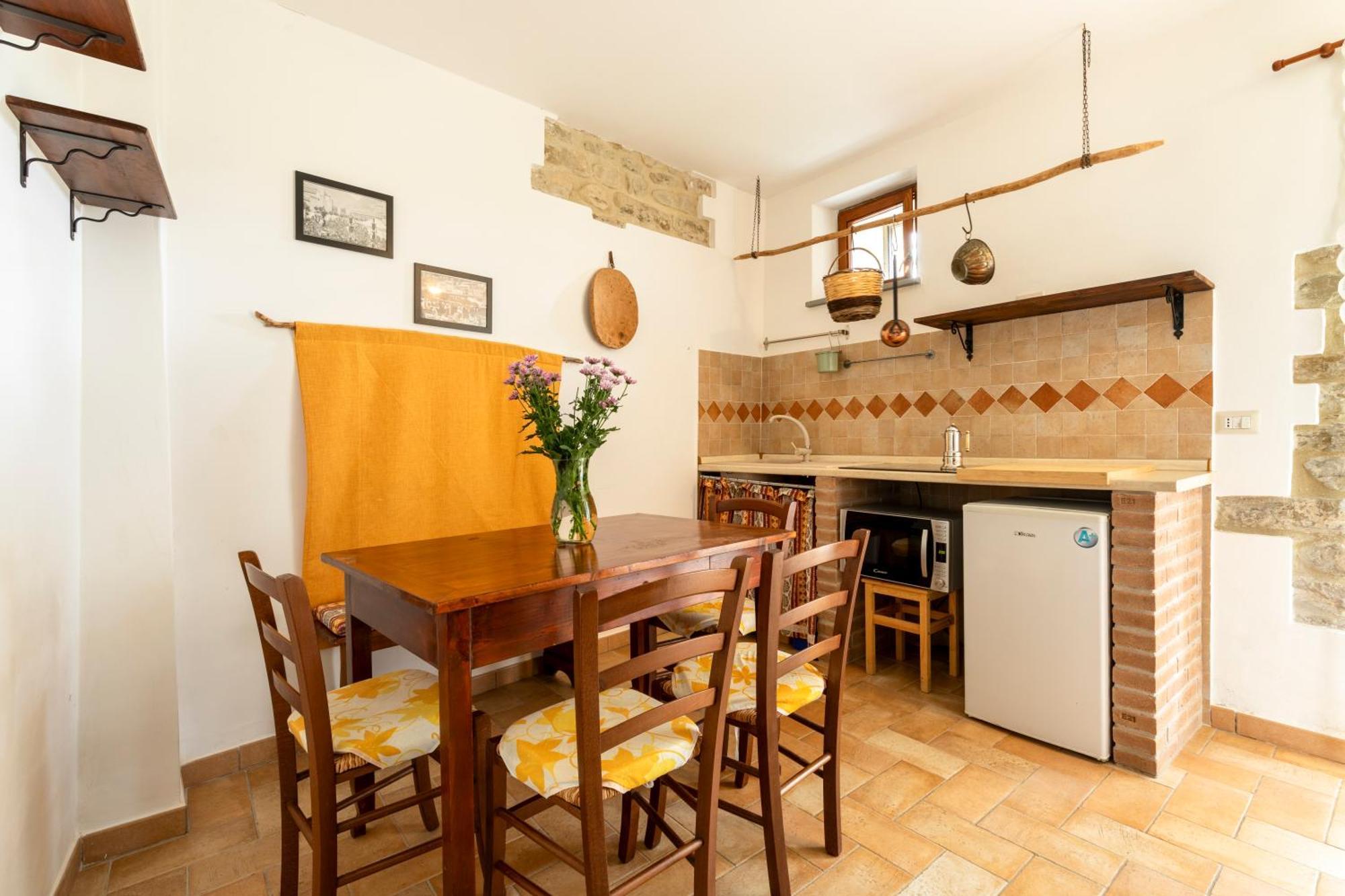 Agriturismo I Gelsi Di Santa Cristina กุบบีโอ ภายนอก รูปภาพ