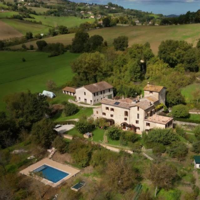 Agriturismo I Gelsi Di Santa Cristina กุบบีโอ ภายนอก รูปภาพ